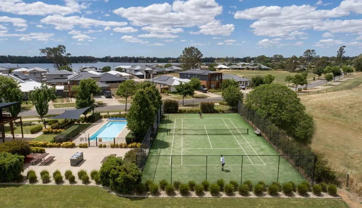 clubhouse on Elloura Drive offers exclusive