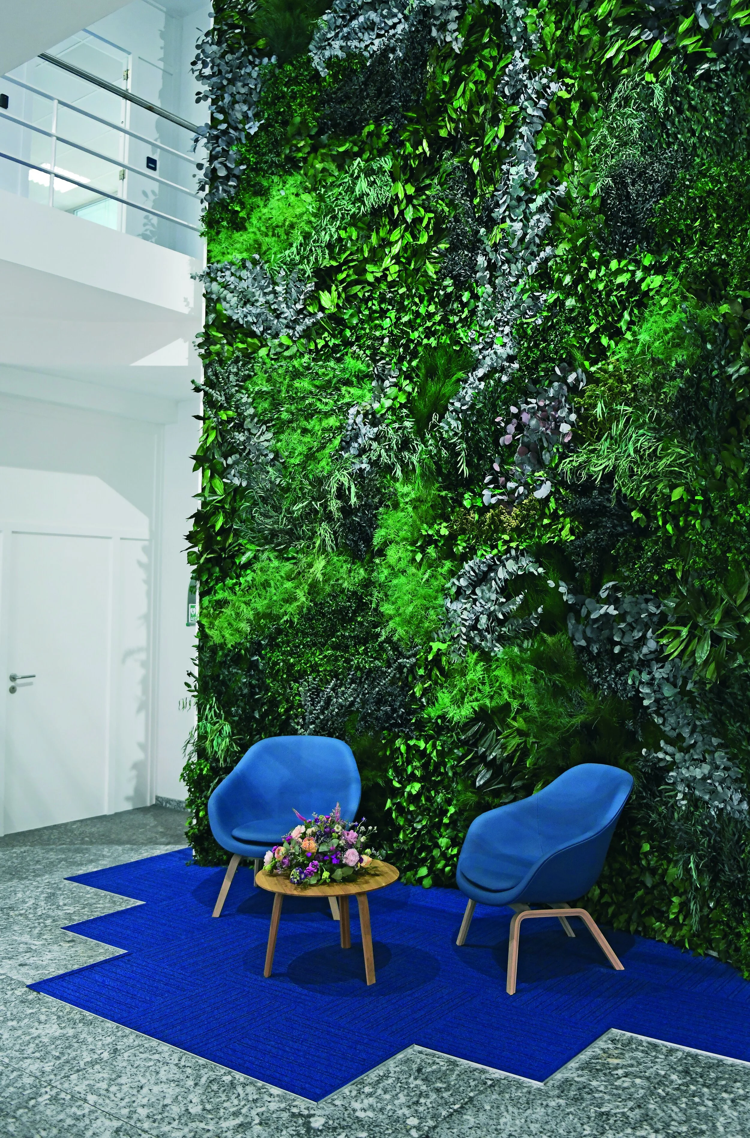 Forest_Ansell-Captif_Custom-Made_Greenmood5.jpg