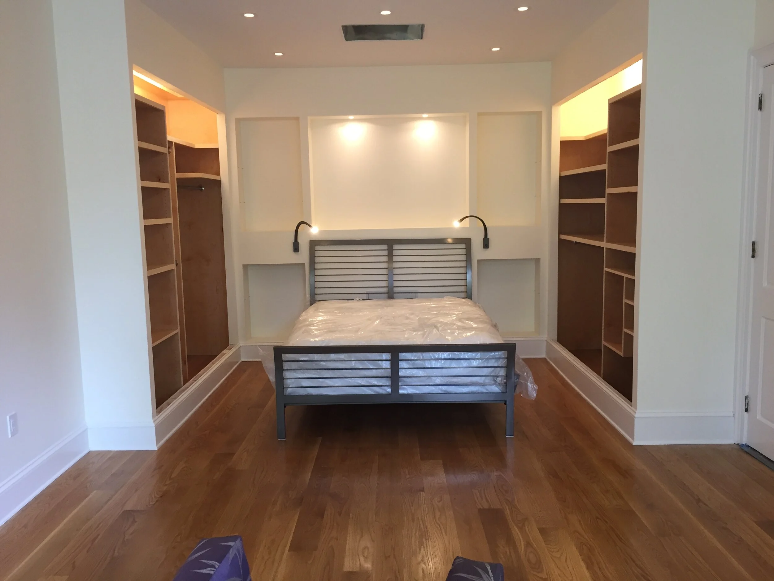 Congressst master bedroom