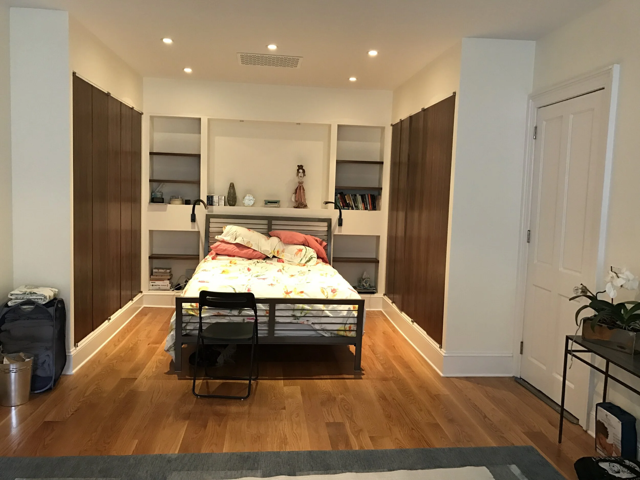 Congressst master bedroom