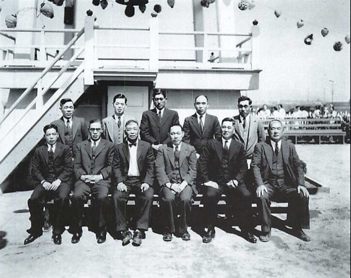 1937 group.jpg
