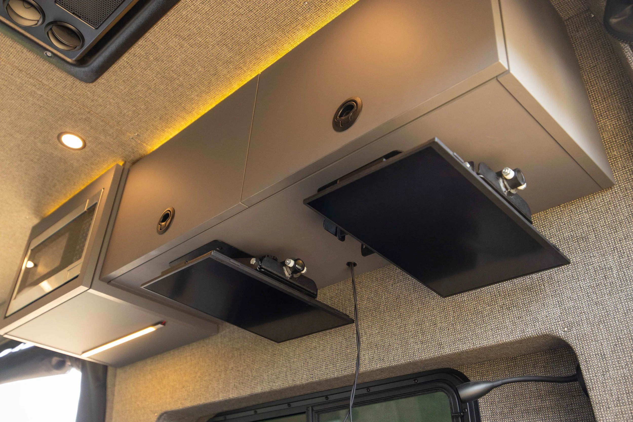 Sprinter van work station