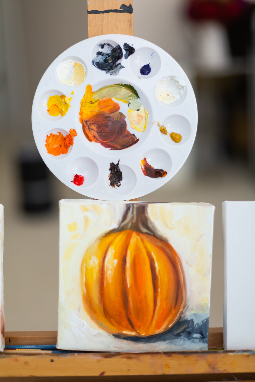 Pumpkin+Oil+Paintings+by+Victoria+Smyrniotis.jpeg