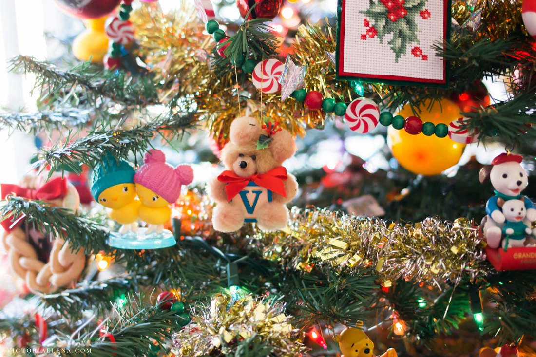 w-moms-christmas-ornaments-by-victoria-elena-31.jpg
