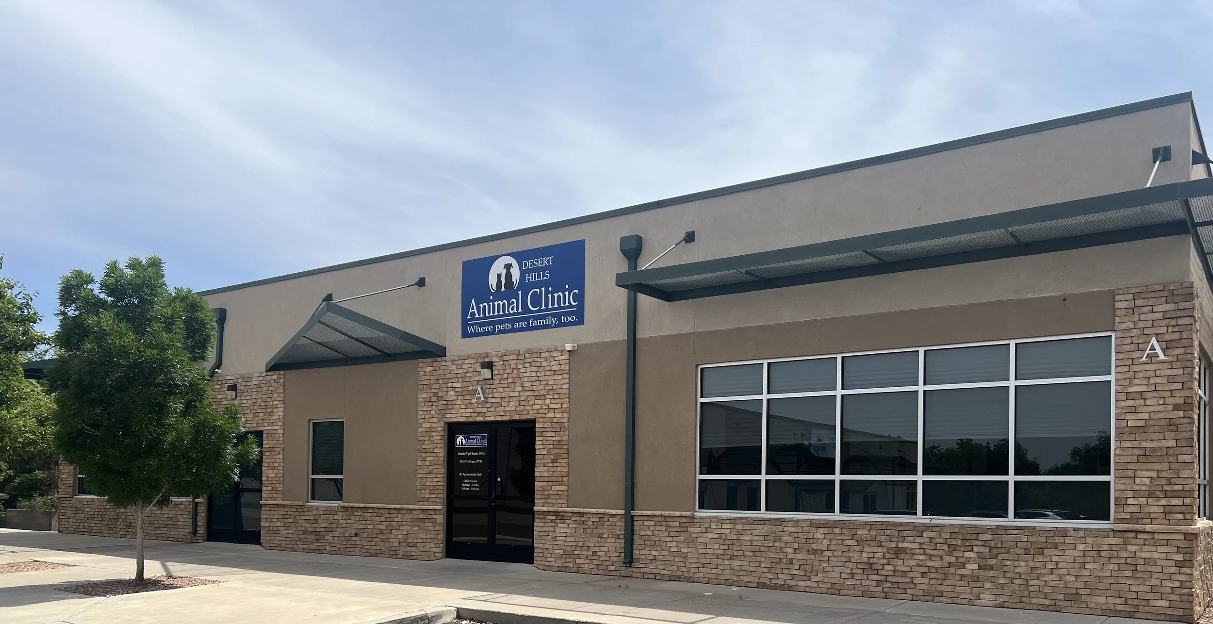 Desert Hills Animal Clinic