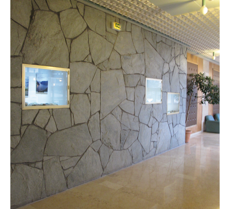 11-CLINIQUE-BELLEDONNE-AVANT-TRAVAUX-CIRCULATION-MUR-EN-PIERRES.png
