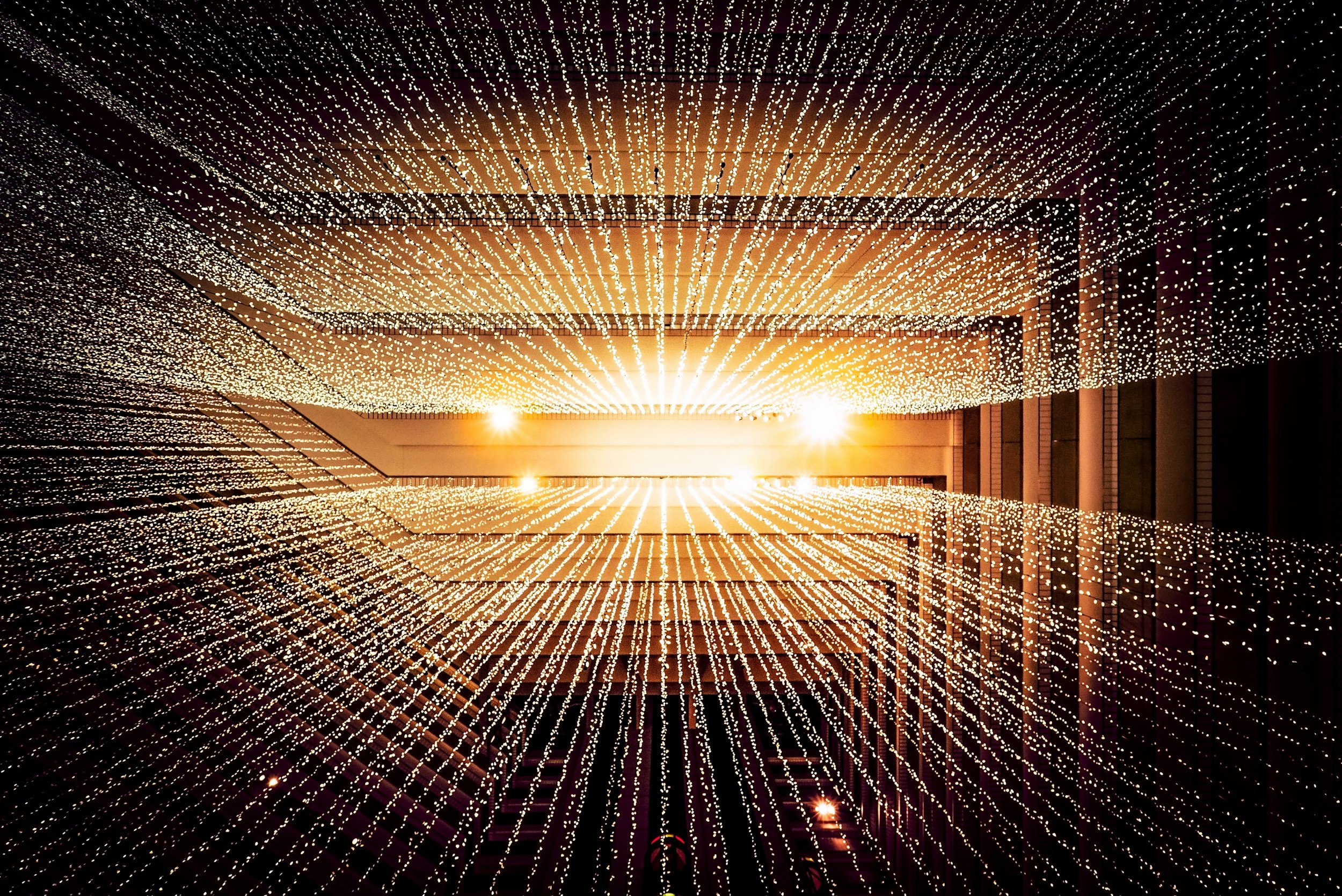 Pros and Cons of using Elasticsearch as a single backend platform for enterprise AI system