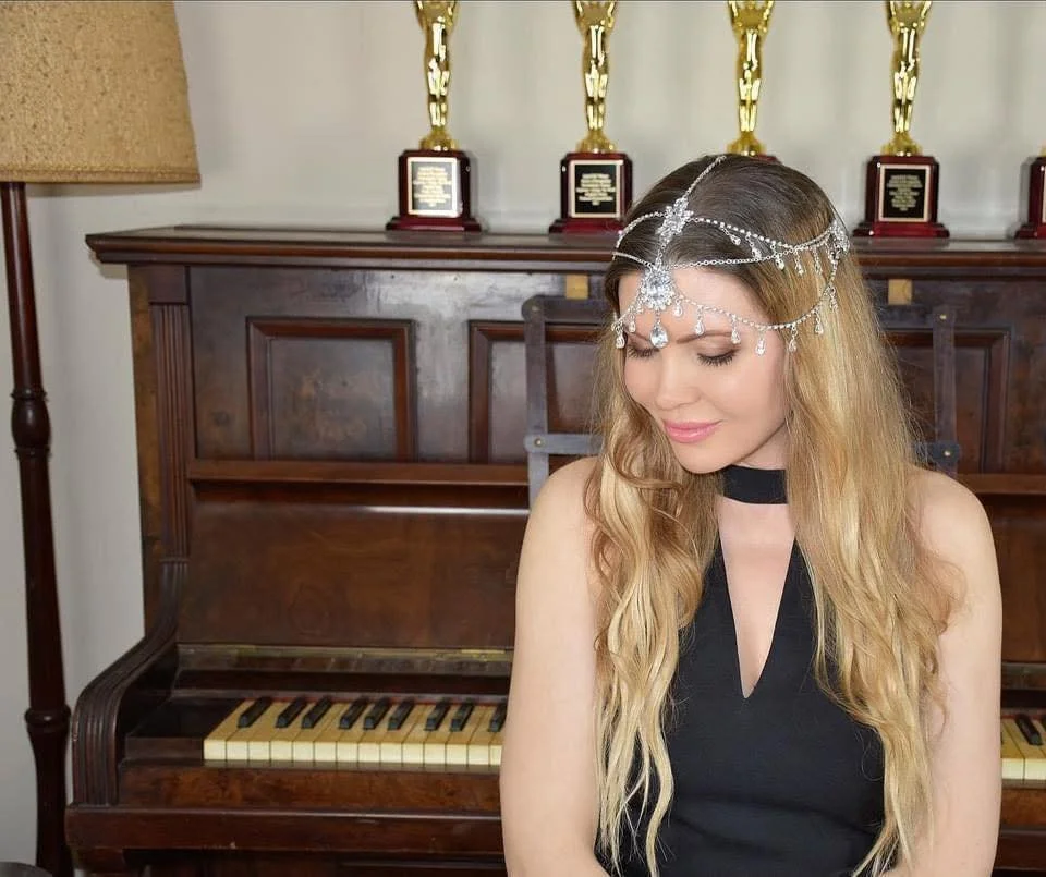 Angelena at Piano - Carlton.jpg