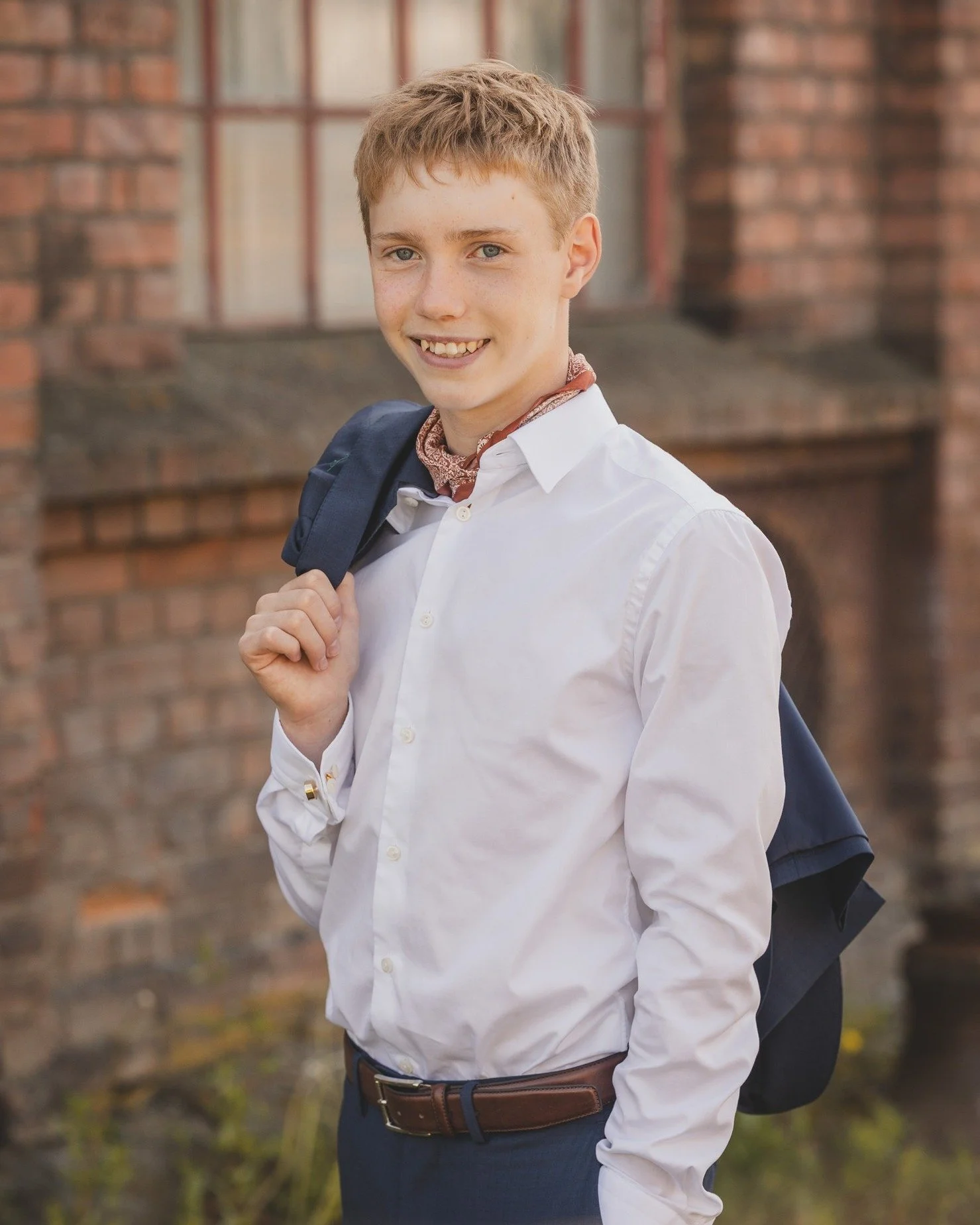 Har du konfirmant i 2026? Da har dere sikkert startet planleggingen allerede! Konfirmasjonen handler ikke bare om en dag og en fest, men et barn som har vokst foran &oslash;ynene p&aring; deg og plutselig er p&aring; vei inn i voksenlivet. Veldig man