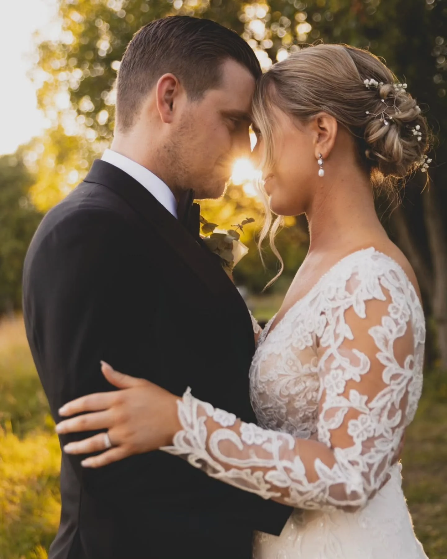 Ole-Eskild + Anette 13.08.2022 💞

Fire &aring;r siden, men fortsatt en av mine favoritt bryllupsfotograferinger 💞 Neste uke skal jeg fotografere deres f&oslash;rste datter!