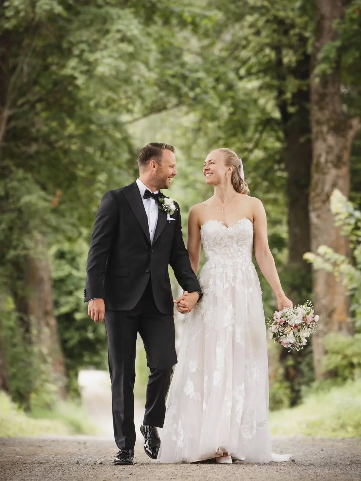 &hearts;️ Anne-Berit og Dag &hearts;️ 08.08.2026 &hearts;️

Alle bryllupsdager er perfekte, ogs&aring; denne 😍&hearts;️ Anne-Berit og Dag giftet seg i g&aring;r i Vang Kirke! Aller f&oslash;rst hadde vi en first look, en skikkelig fin ny tradisjon s