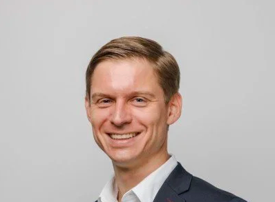 Kubo Mačák: Paving the Road for International Cyber Law