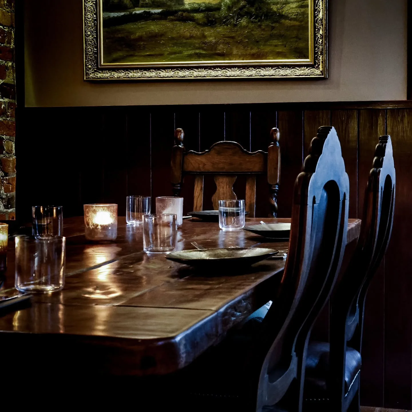 We can now accommodate more tables of six thanks to our beautiful extension!

If you are looking to book a table for a larger party please pop to our website to check availability - link in bio.
.
.
.
#norwich
#Norfolk
#eastanglia