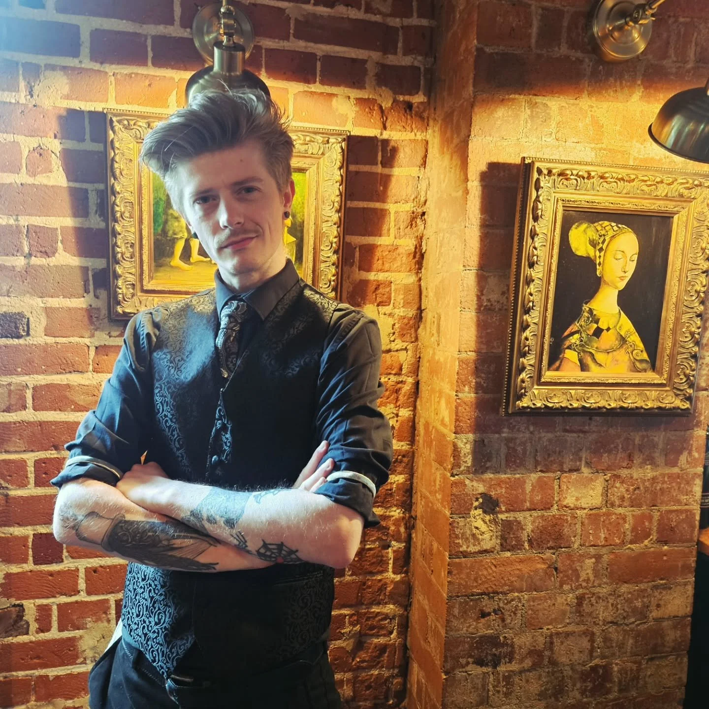 Return of the Jack...son!

He's back where he belongs; curating our cocktail menu and being awesome in the bar every weekend! ❤️🍸
.
.
.
#bartenderslife
#bartender
#cocktailsofinstagram 
#norwich
#norwichfoodanddrink