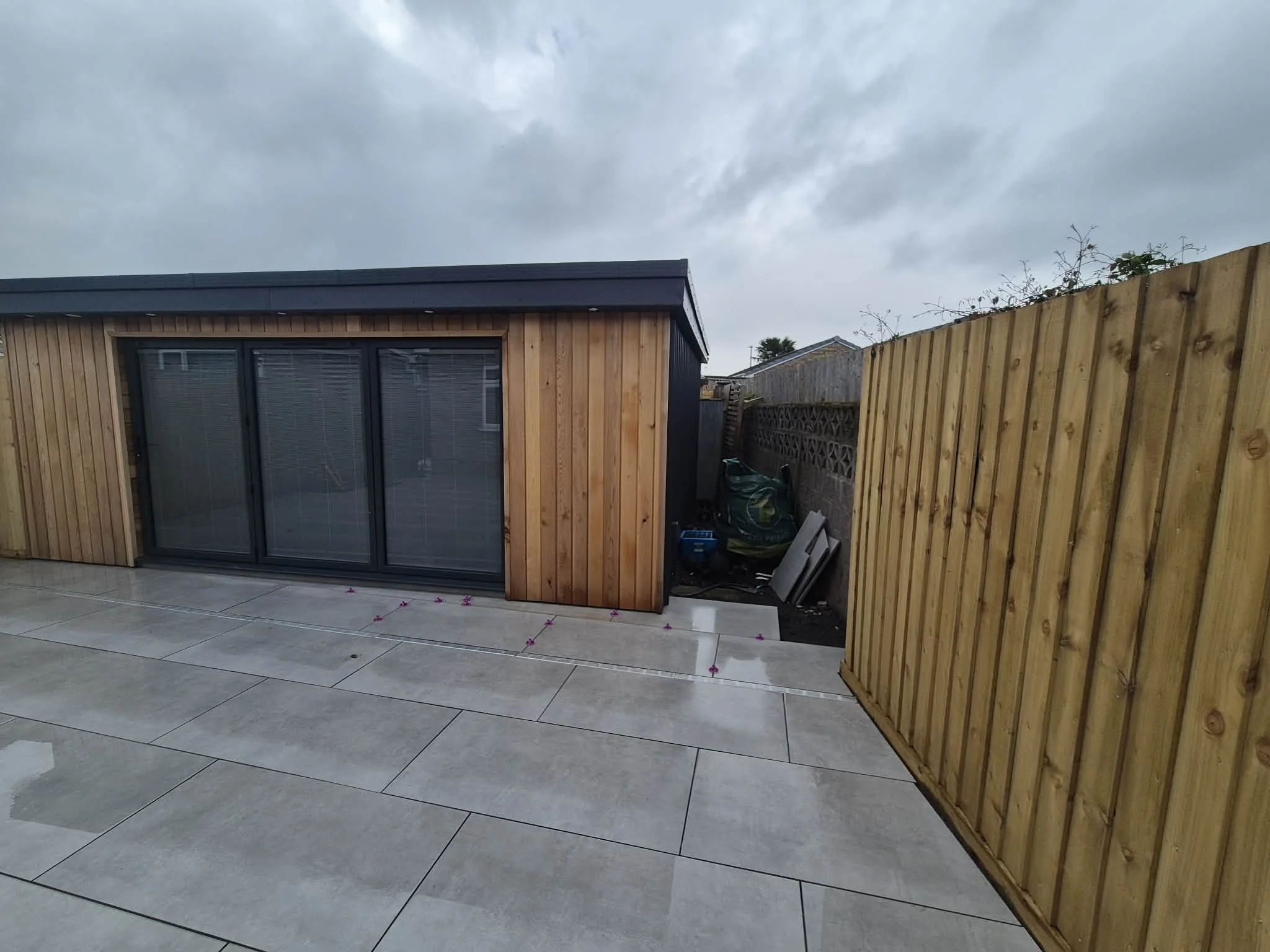 garden room installation.JPG