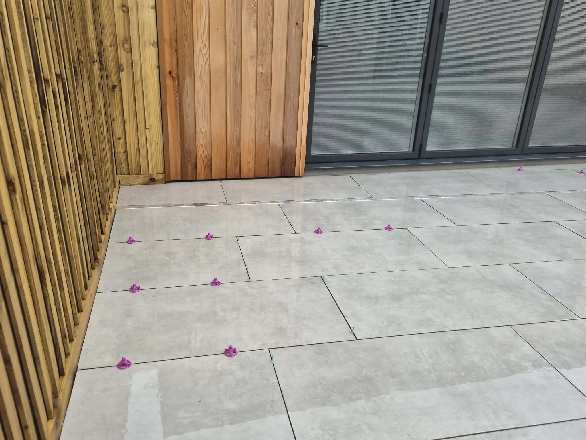 garden patio professional installers.JPG