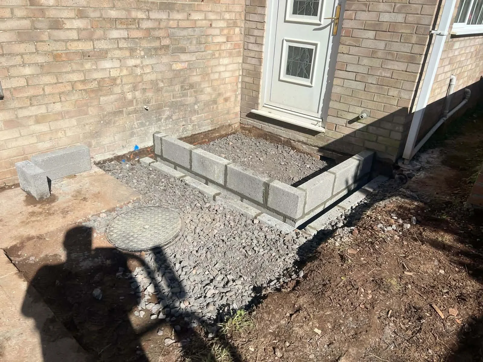 foundation blockwork etension build.JPG