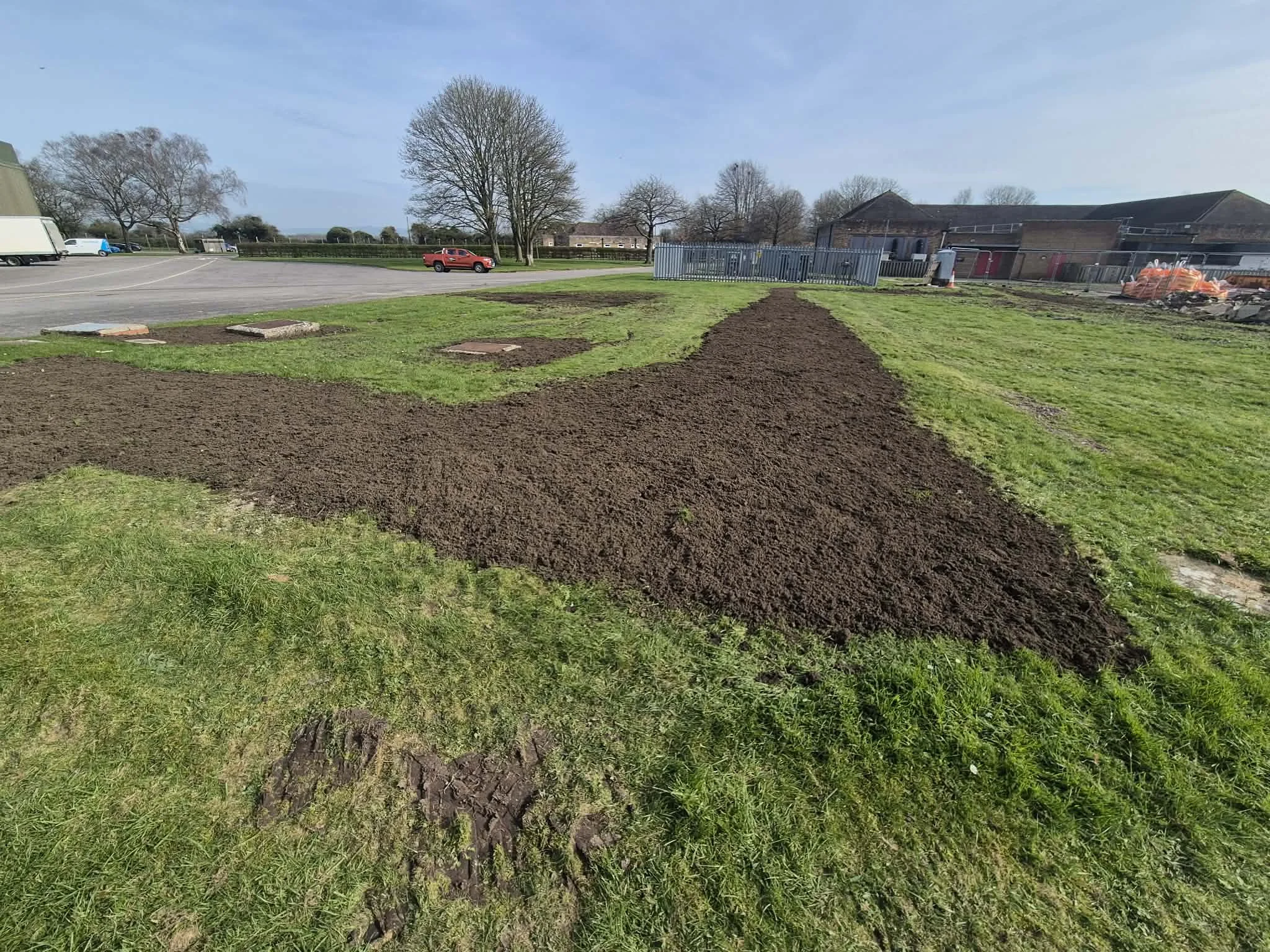 top soil backfill grass seeded.JPG