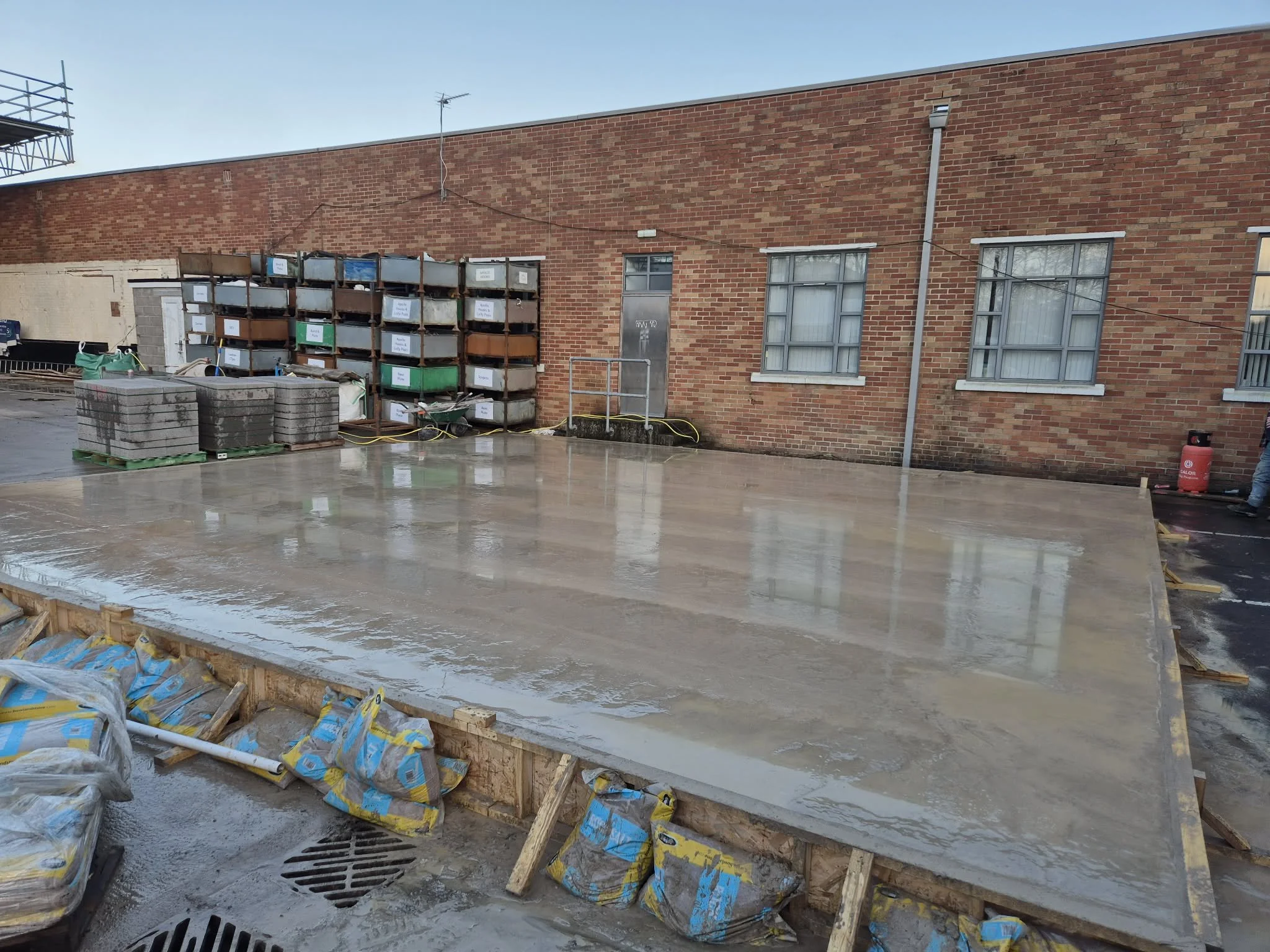concrete pour installation twl groundworks.JPG