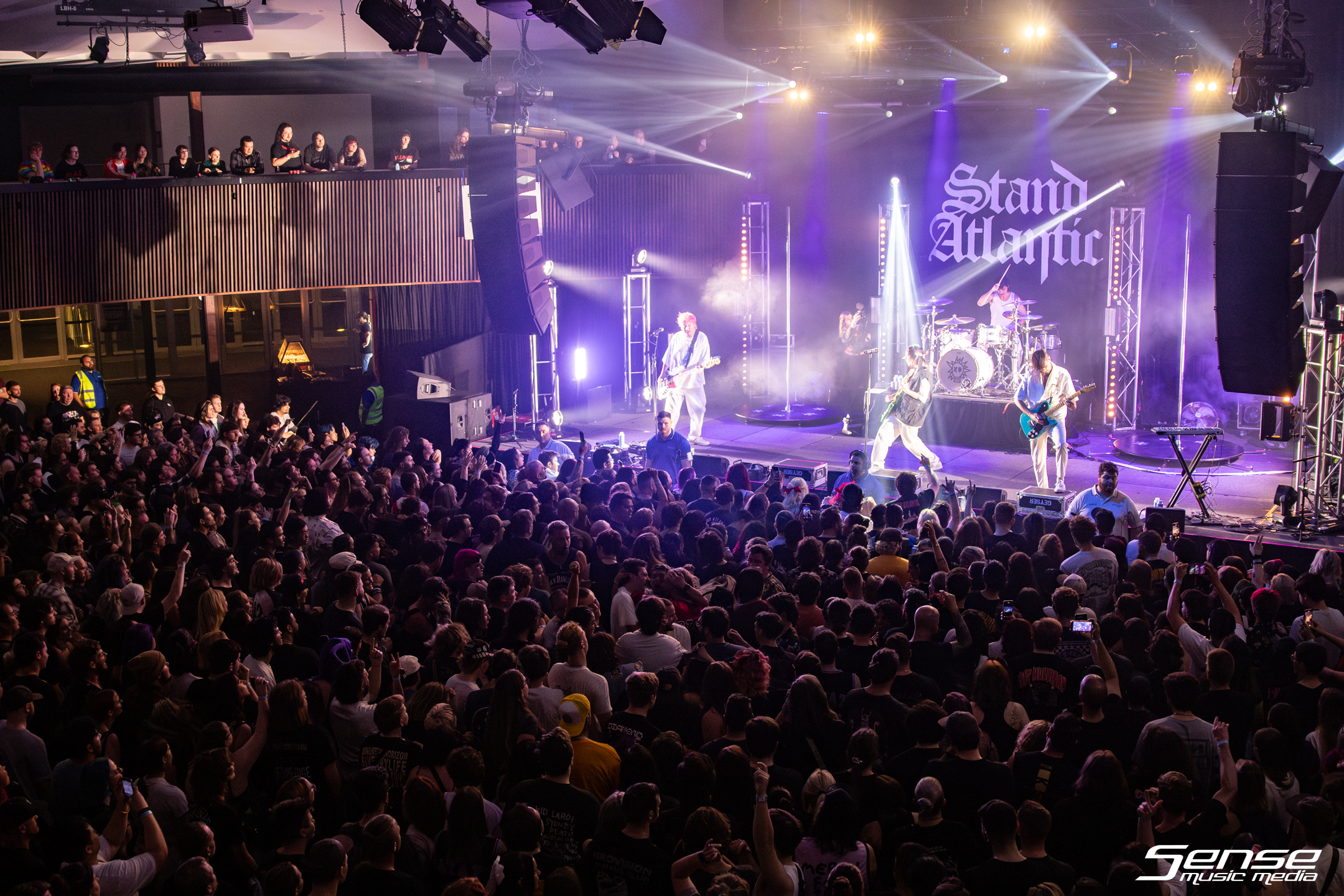 STAND ATLANTIC @ Roundhouse-28.png