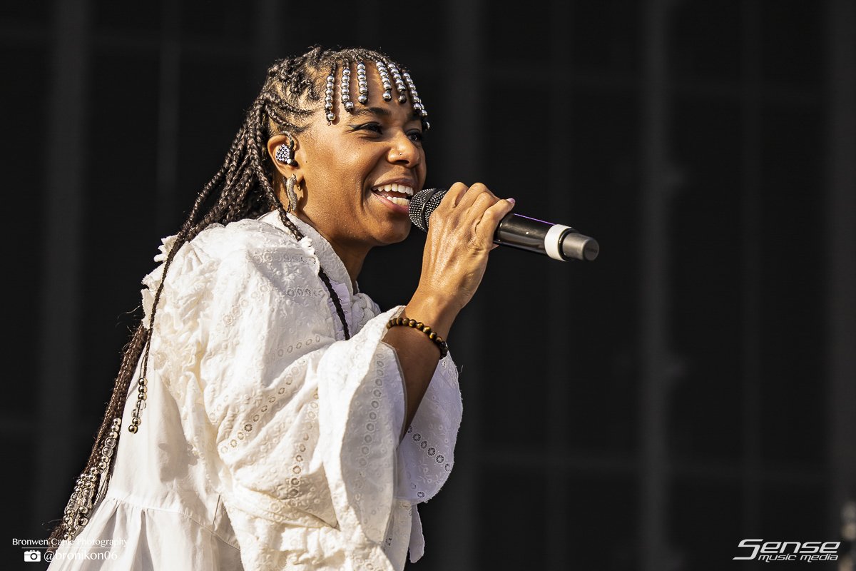 Santigold-2.jpg