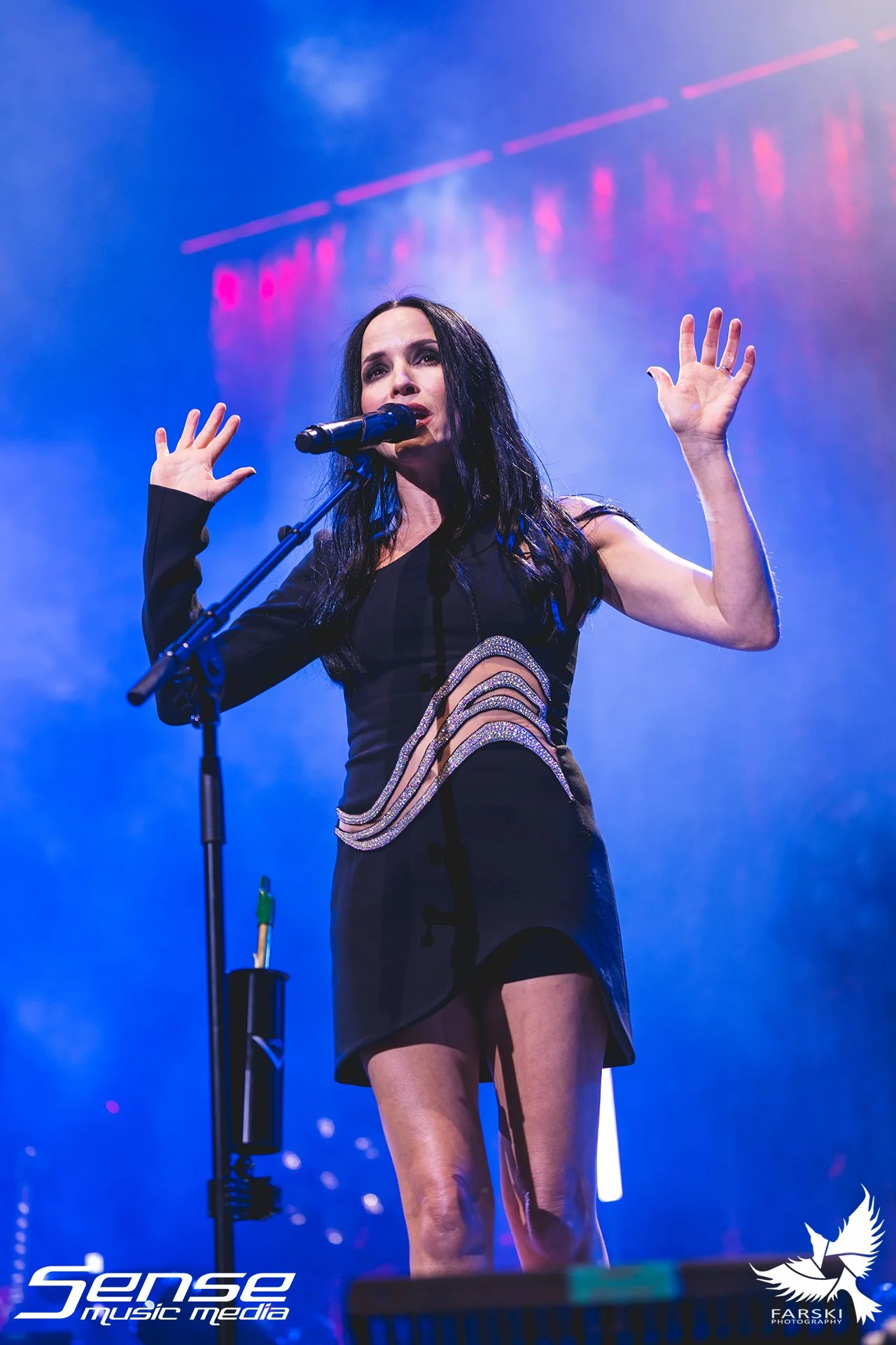 TheCorrs_Sydney2023_FarskiPhotography_13.jpg