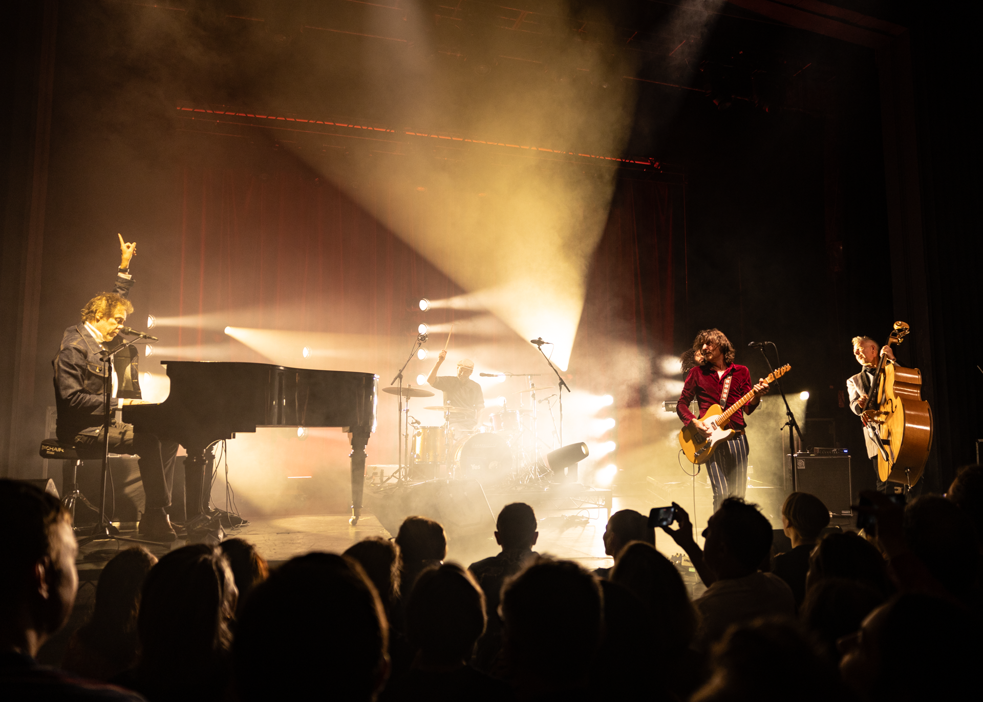 THE WHITLAMS @ Enmore Theatre-15.png