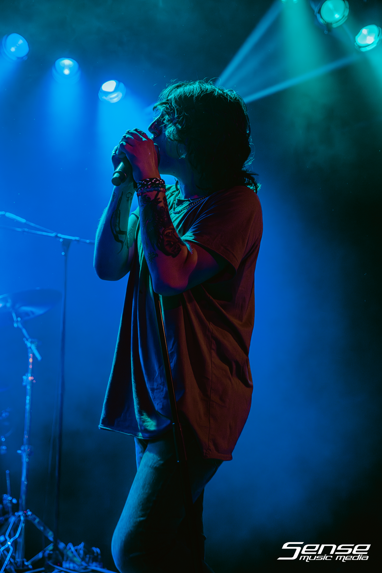 2023-AUG-17-LOVELESS-SYDNEY-METRO THEATRE0E4A9990-Enhanced-NR.png