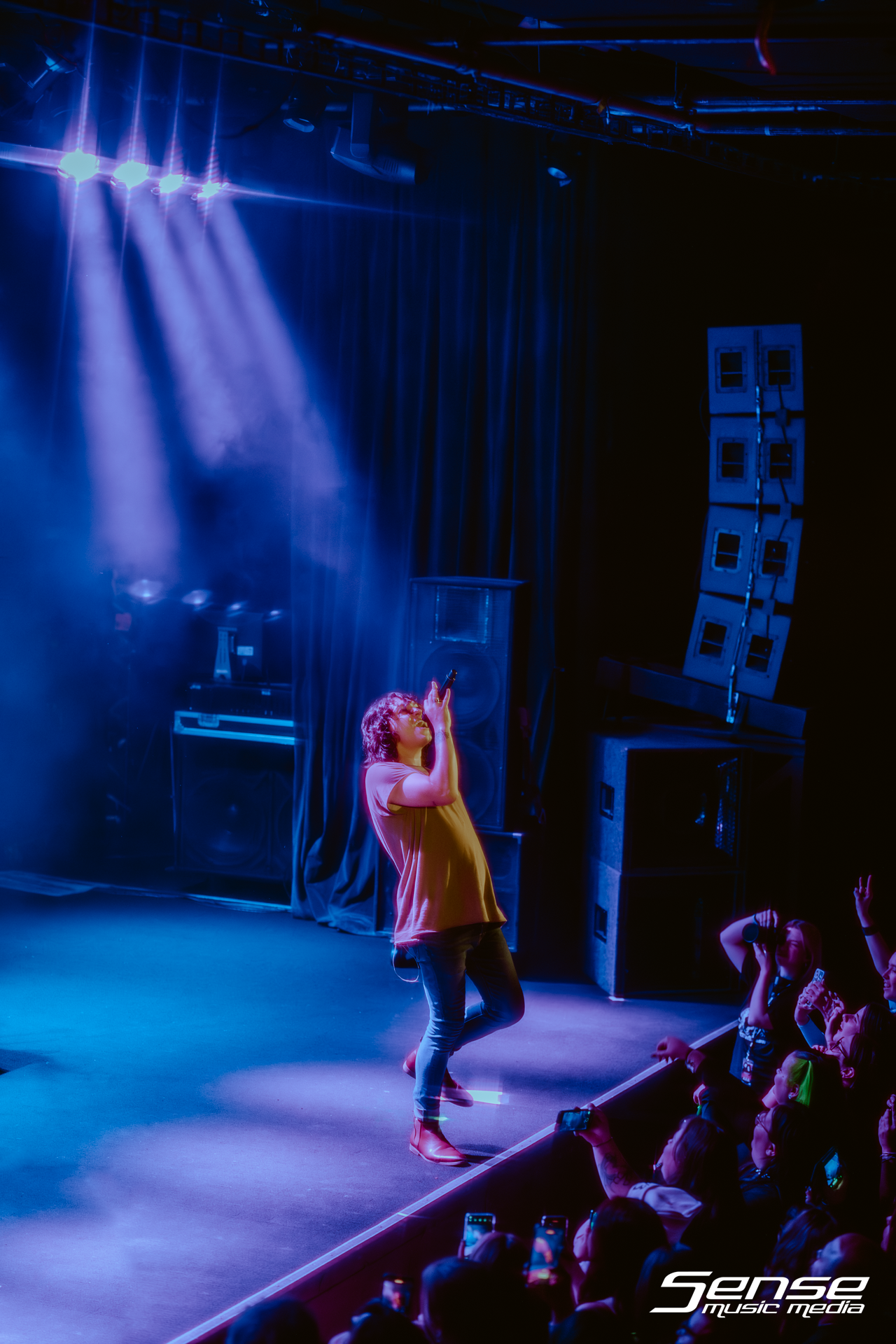 2023-AUG-17-LOVELESS-SYDNEY-METRO THEATRE_MGL9756-Enhanced-NR.png