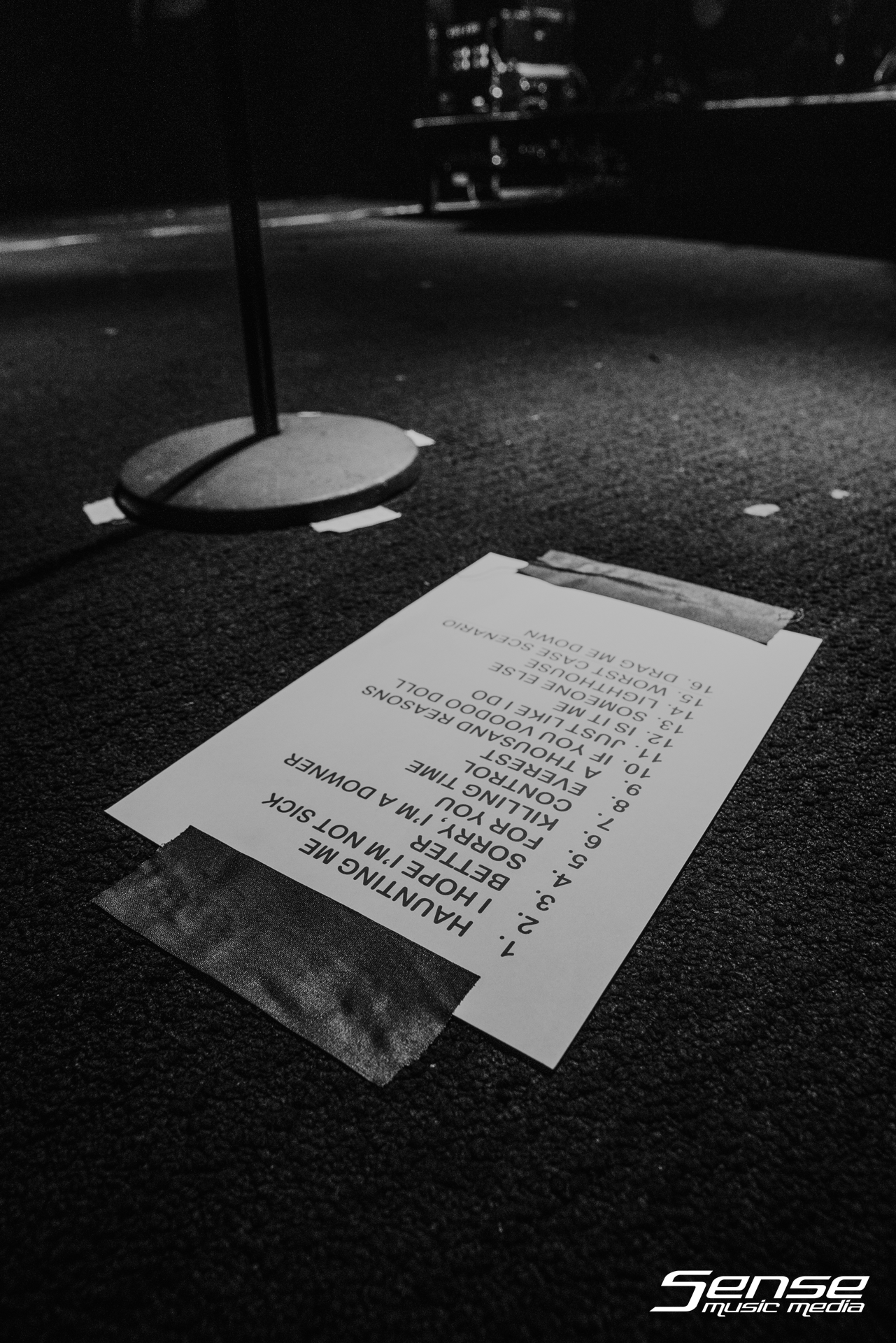 2023-AUG-17-LOVELESS-SYDNEY-METRO THEATRE0E4A9726.png
