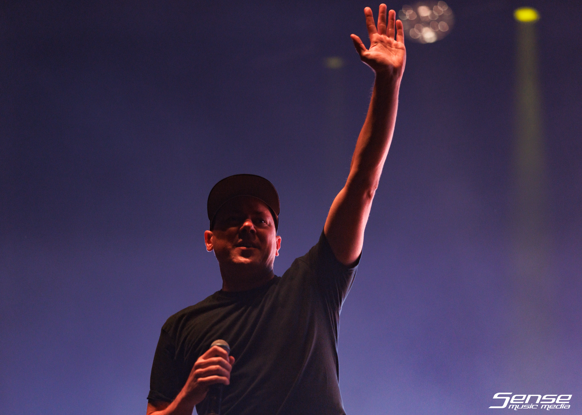 HILLTOP HOODS-2.png