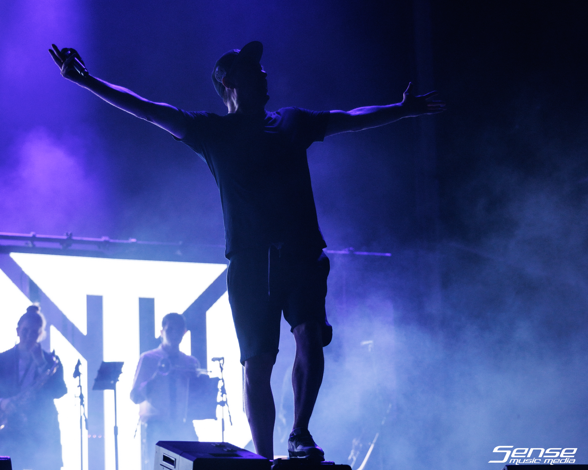 HILLTOP HOODS-5.png