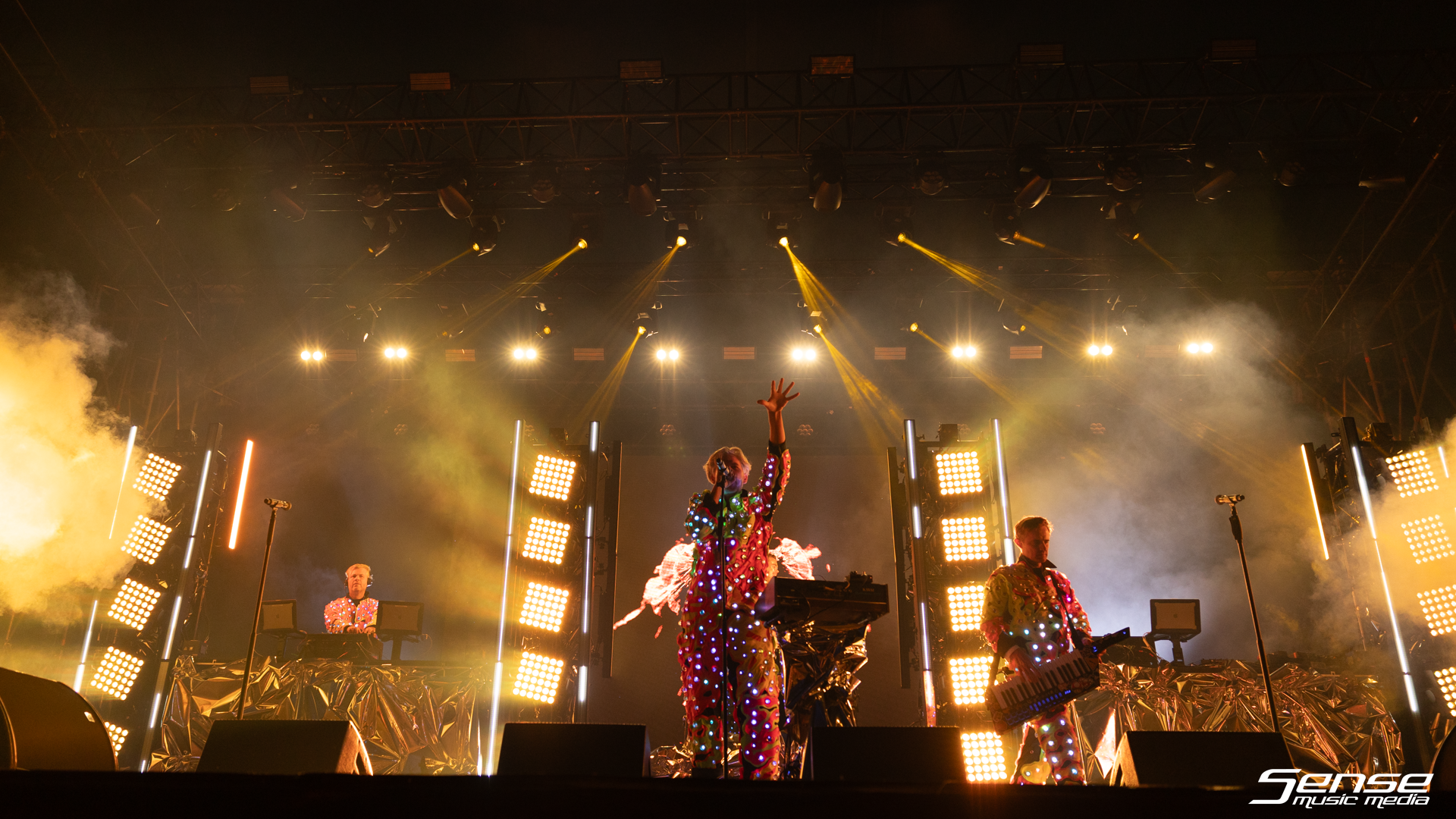 PNAU-12.png