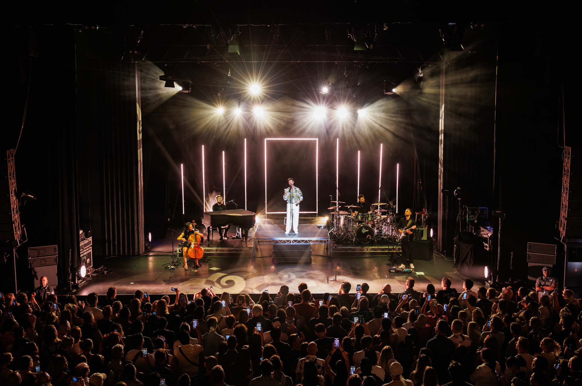 Calum Scott Enmore 2025-24.png