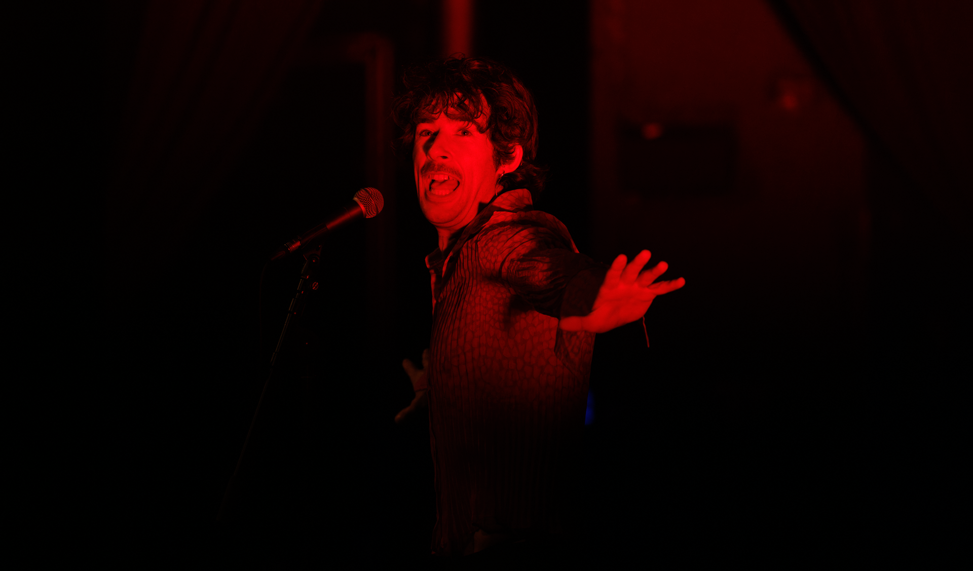 Calum Scott Enmore 2025-82.png