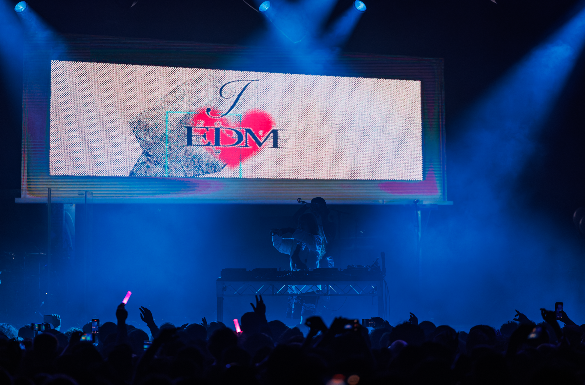 Porter Robinson 72ppi 1920-10.png