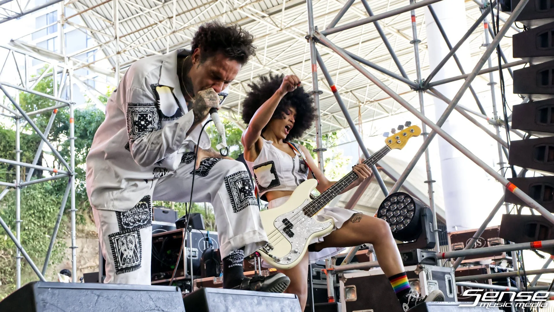 Fever33308.jpg