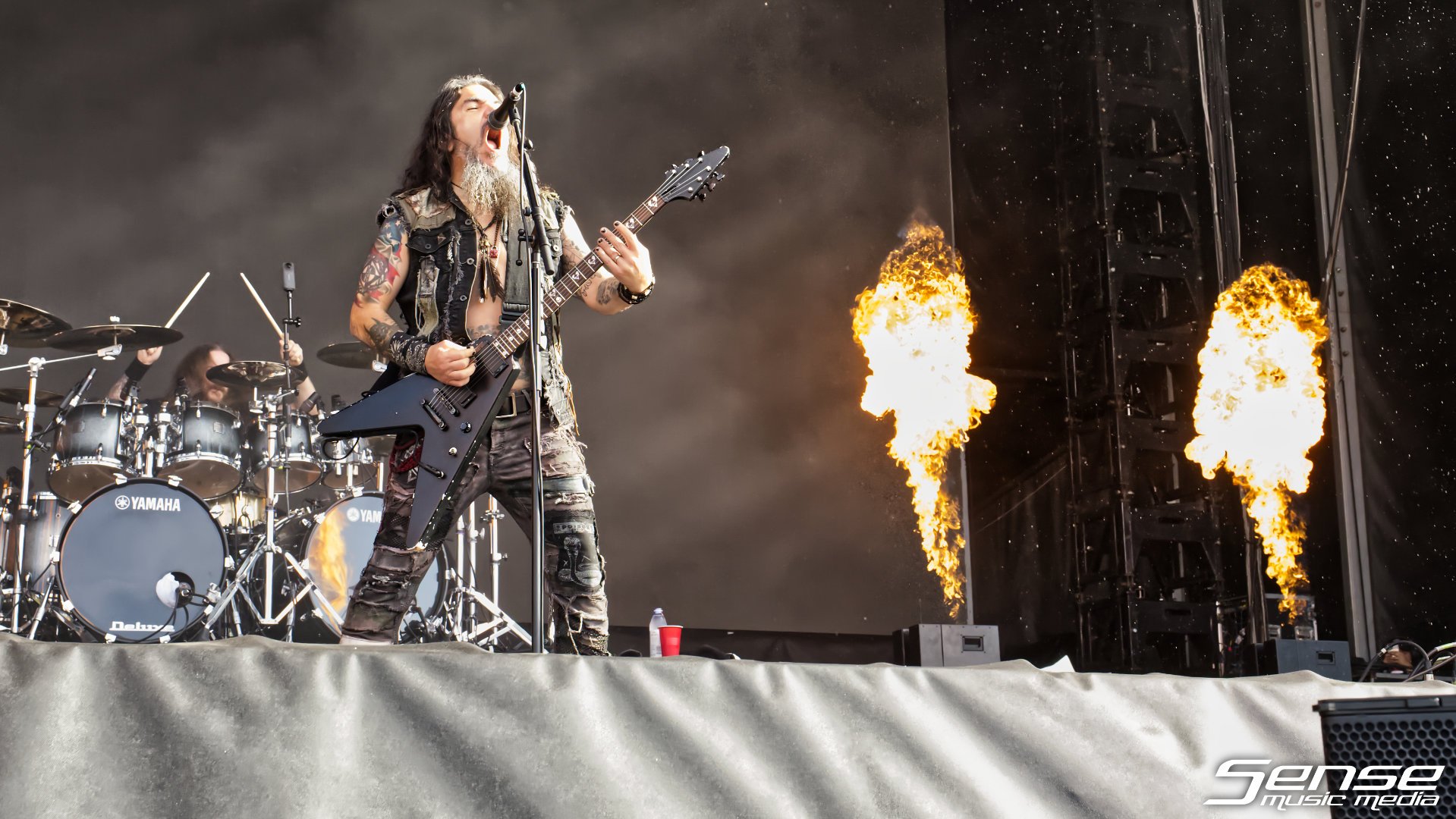 MachineHead01.jpg