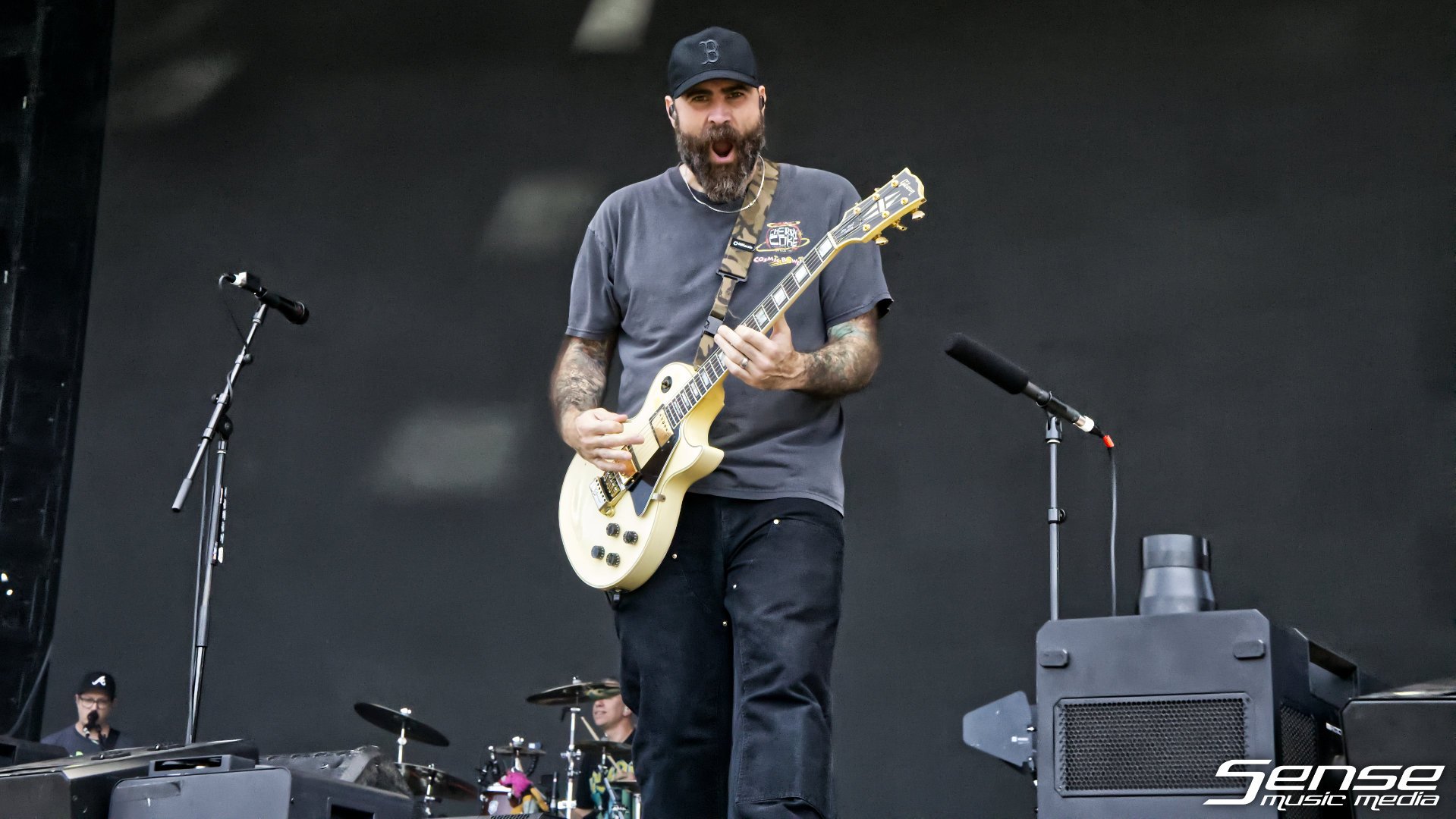 NewFoundGlory02.jpg