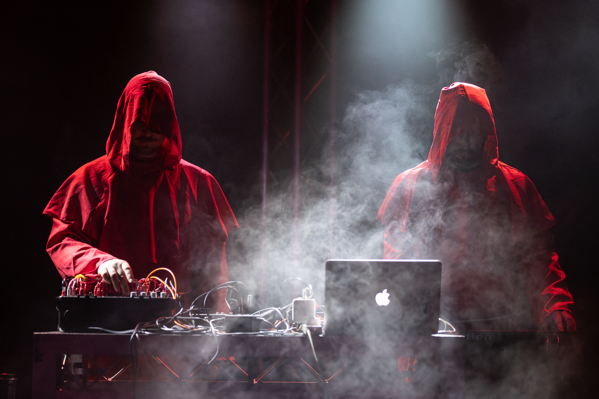 LORESPINNER @ Metro, Sydney-1.png