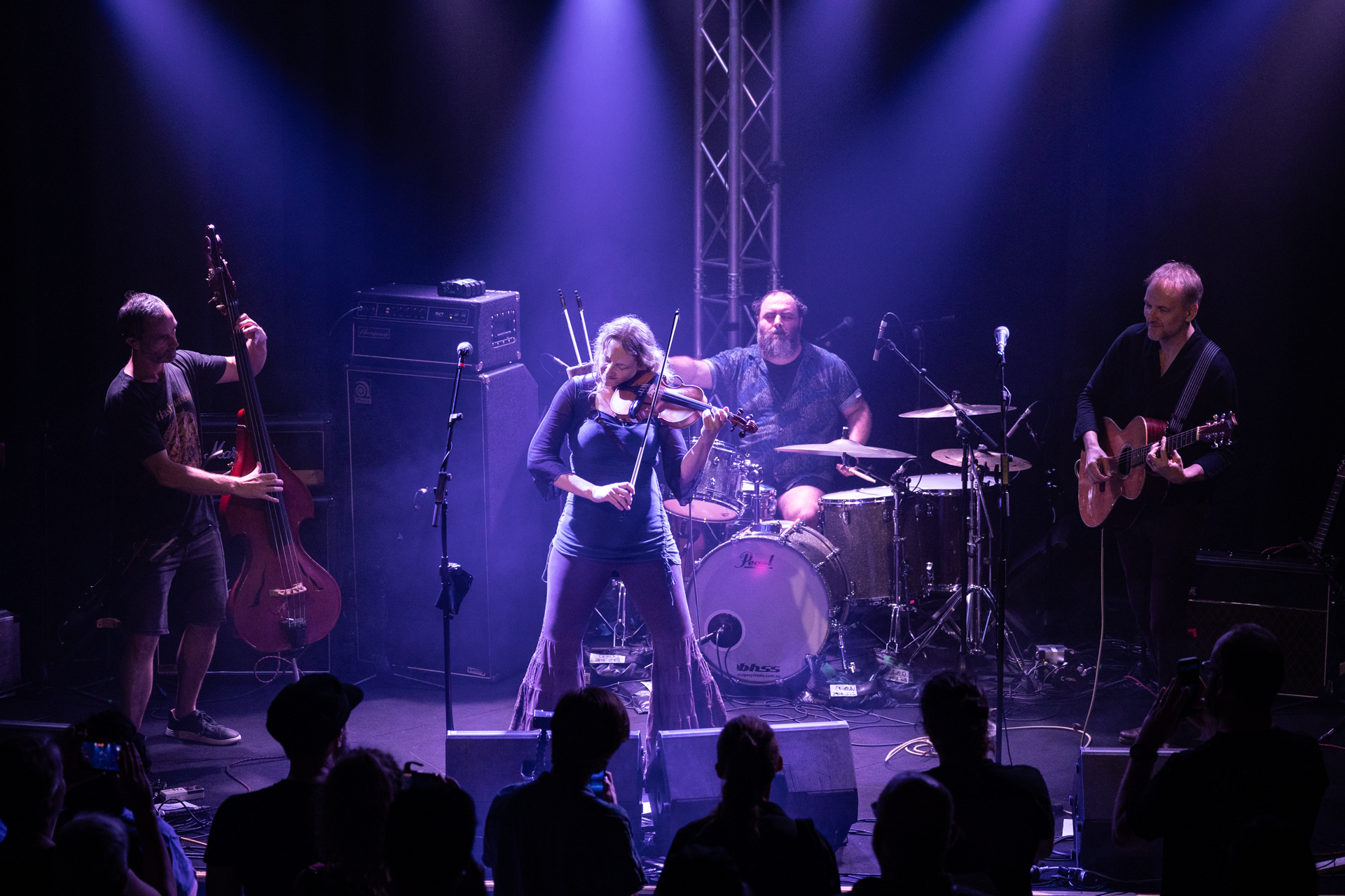 CROOKED FIDDLE BAND @ Metro, Sydney-18.png