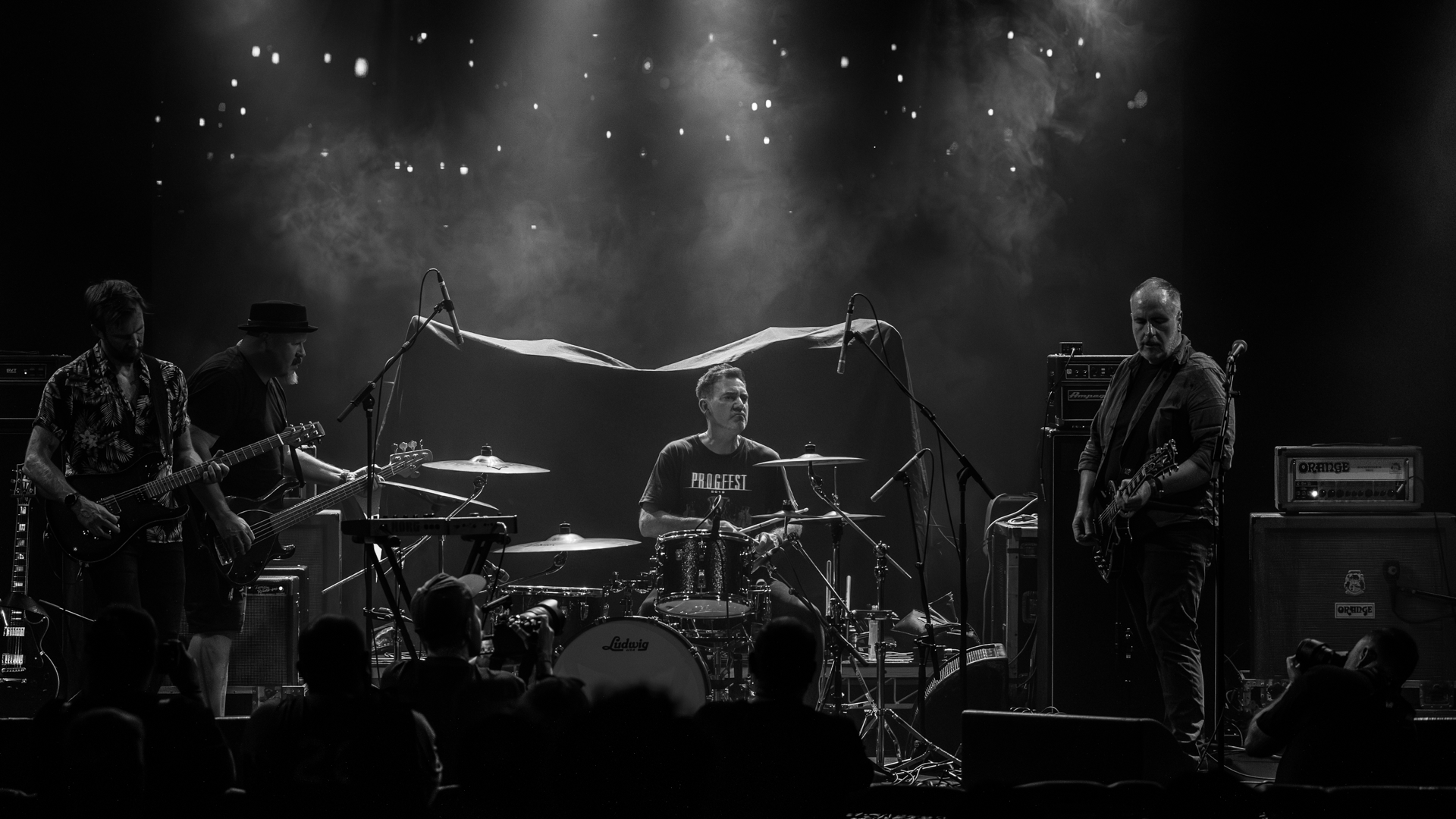 MUSHROOM GIANT @ Metro, Sydney-18.png
