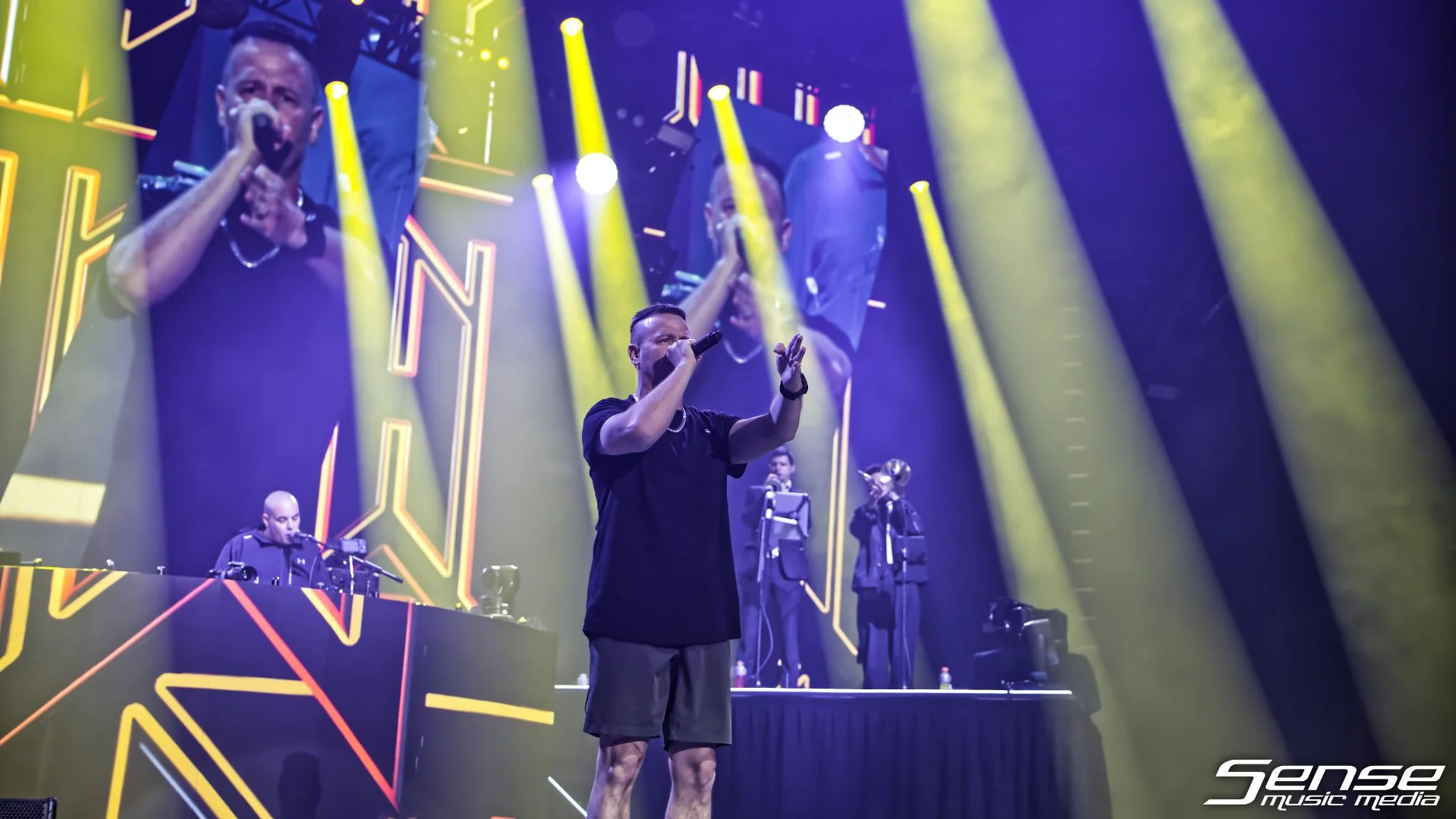 HilltopHoods08.jpg