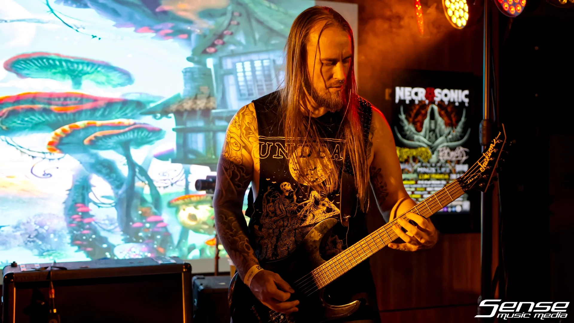 AtTheSnakes03.webp