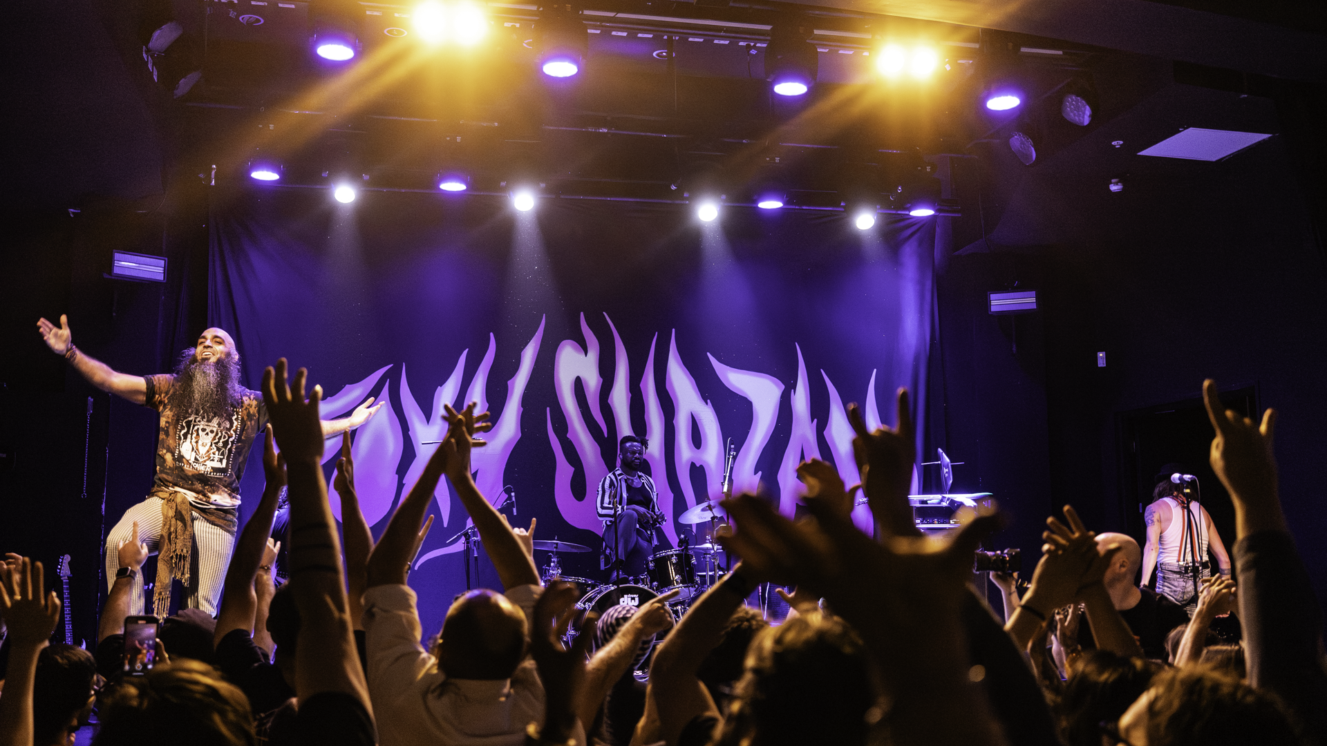 FOXY SHAZAM @ Manning Bar, Sydney-25.png