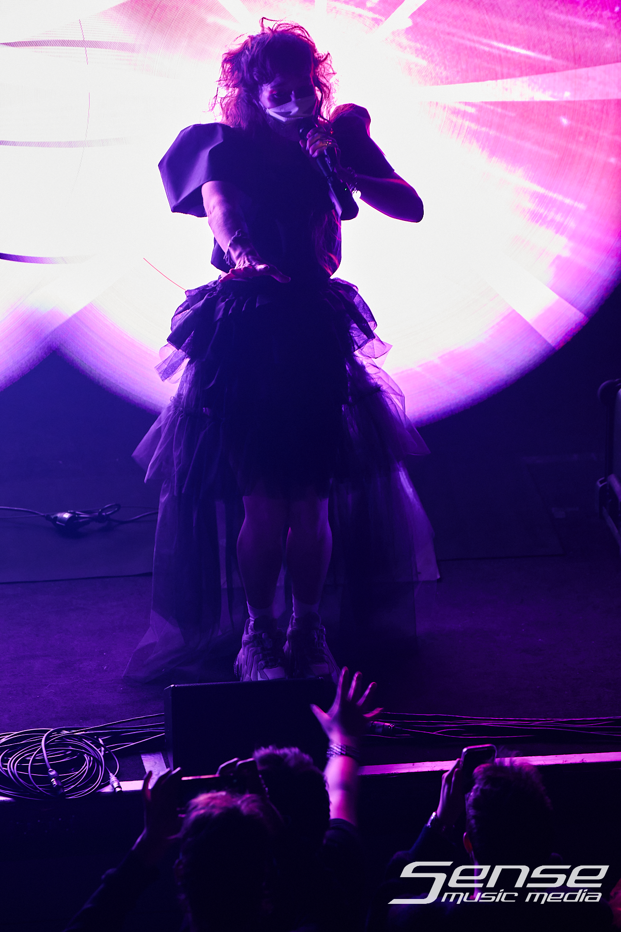 Purity Ring-Purity Ring-Photo_by_Peter Mellows-260614-195227-096.png