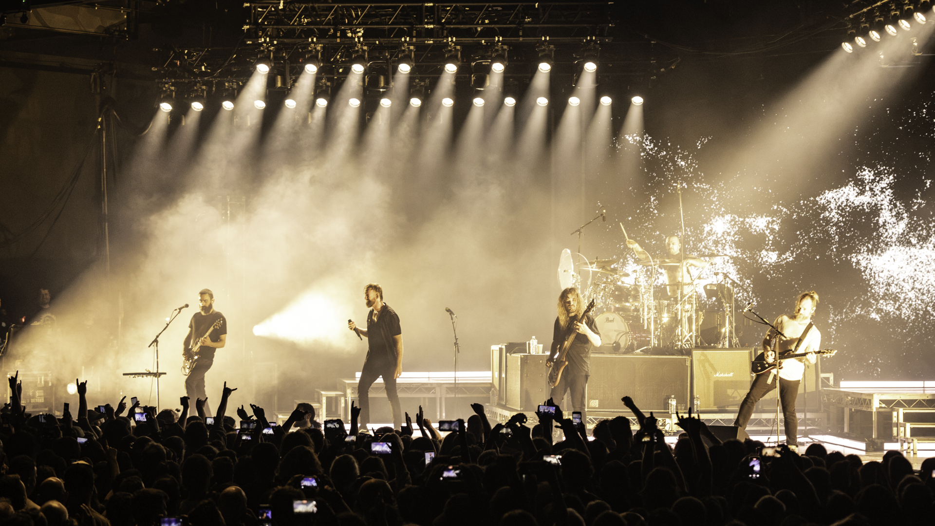 Jimmy Wah_KARNIVOOL @ Hordern Pavilion, Sydney-15.png