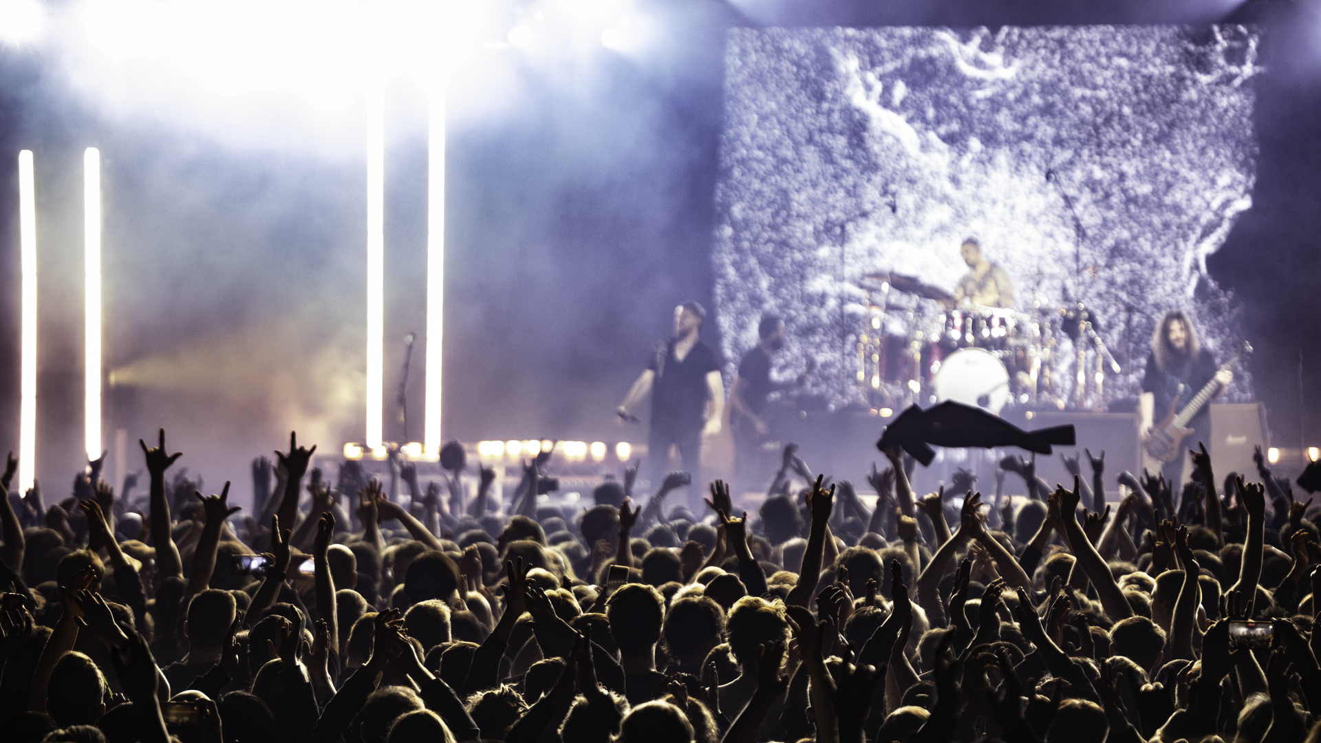 Jimmy Wah_KARNIVOOL @ Hordern Pavilion, Sydney-17.png