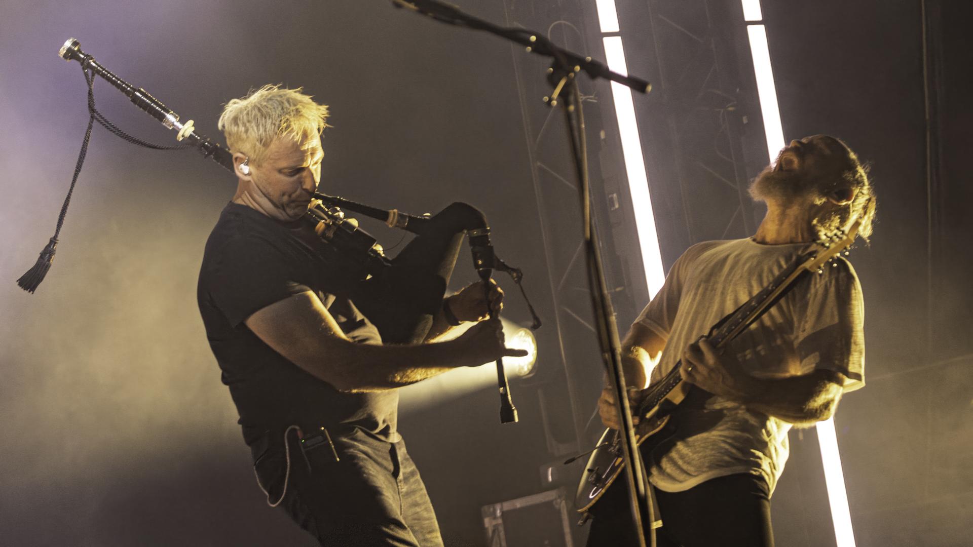 Jimmy Wah_KARNIVOOL @ Hordern Pavilion, Sydney-27.png