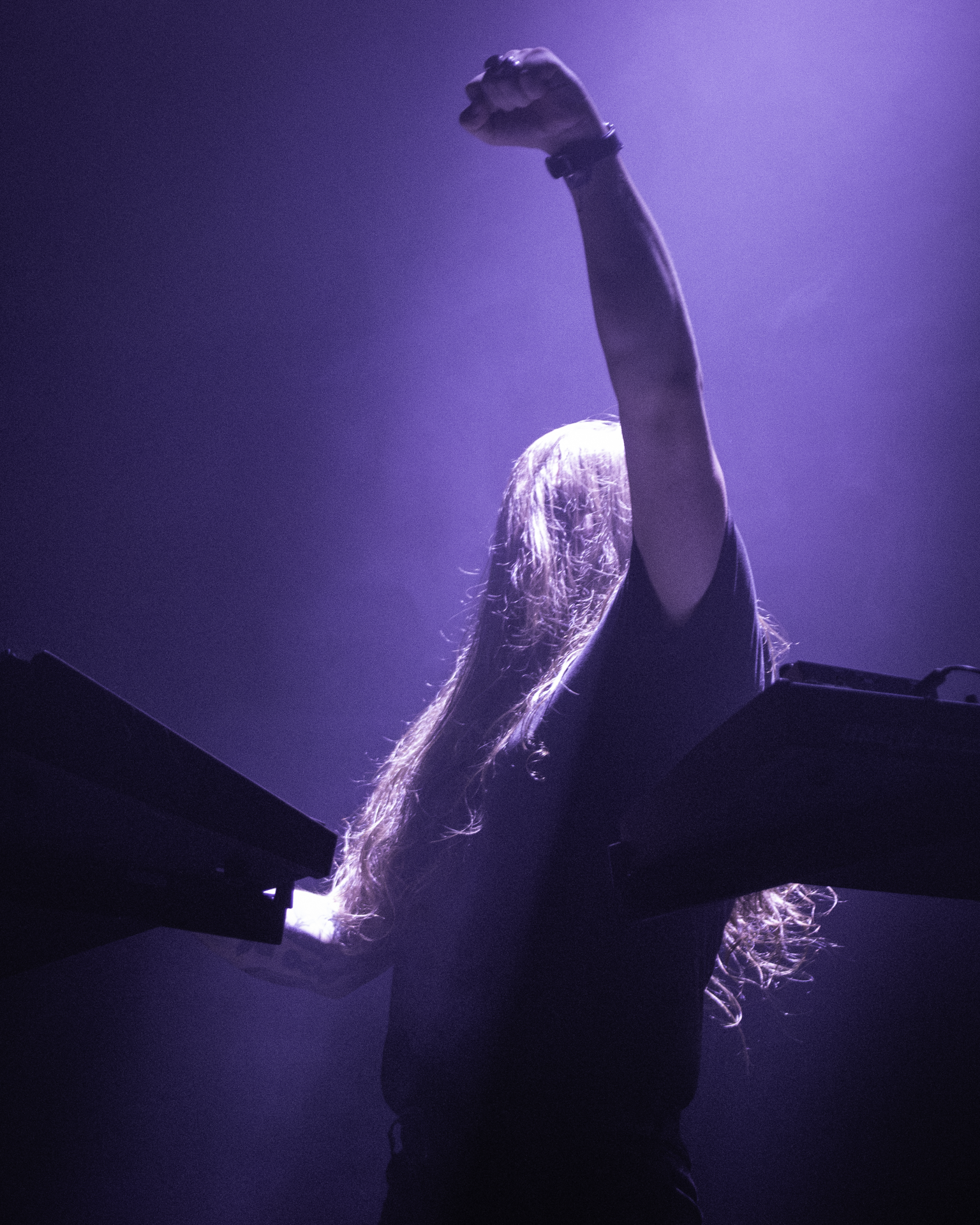 PERTURBATOR @ The Roundhouse, Sydney-8.png